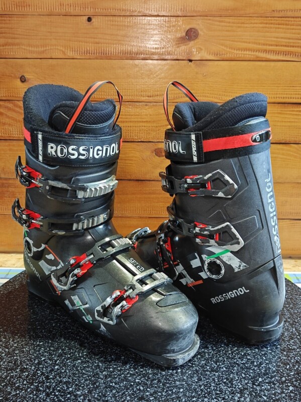 LYŽIARKY ROSSIGNOL SPEED 120 BLACK 29MP